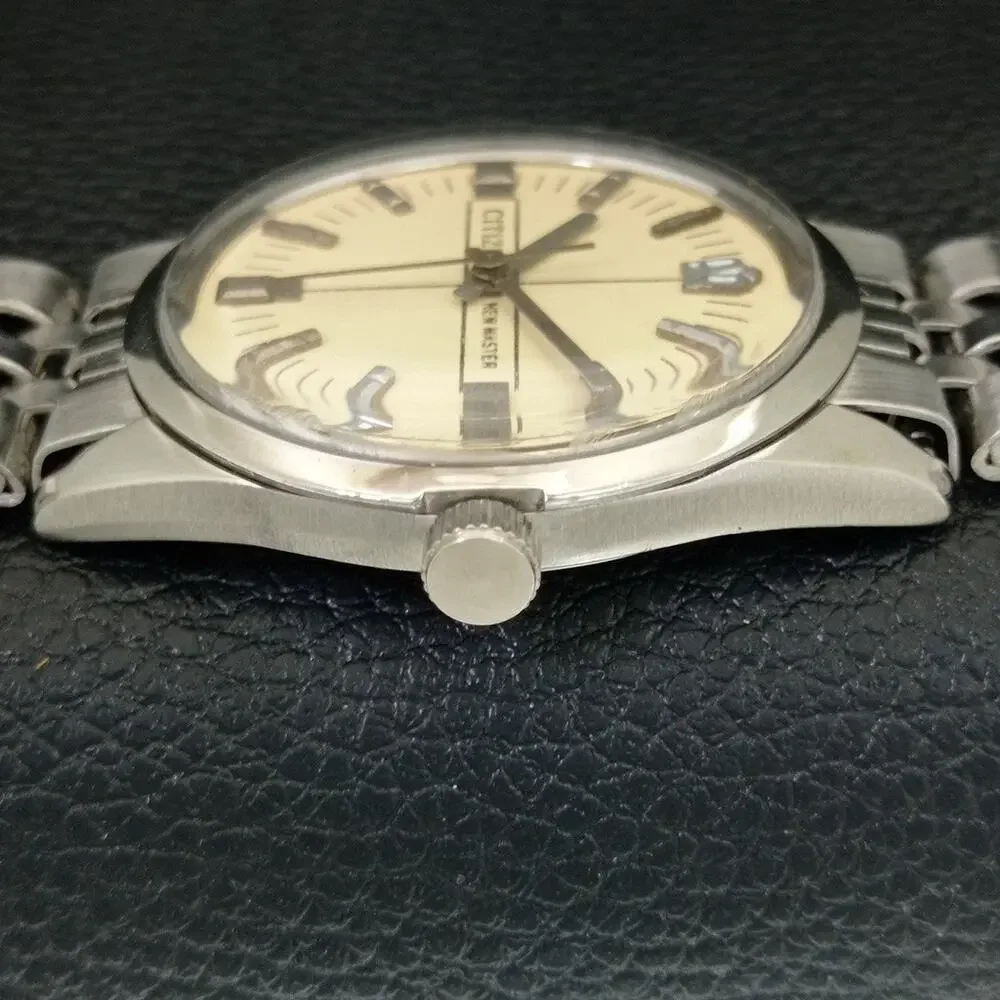 Vintage 1981 Citizen Manual Mens Silver Watch & Beige accents